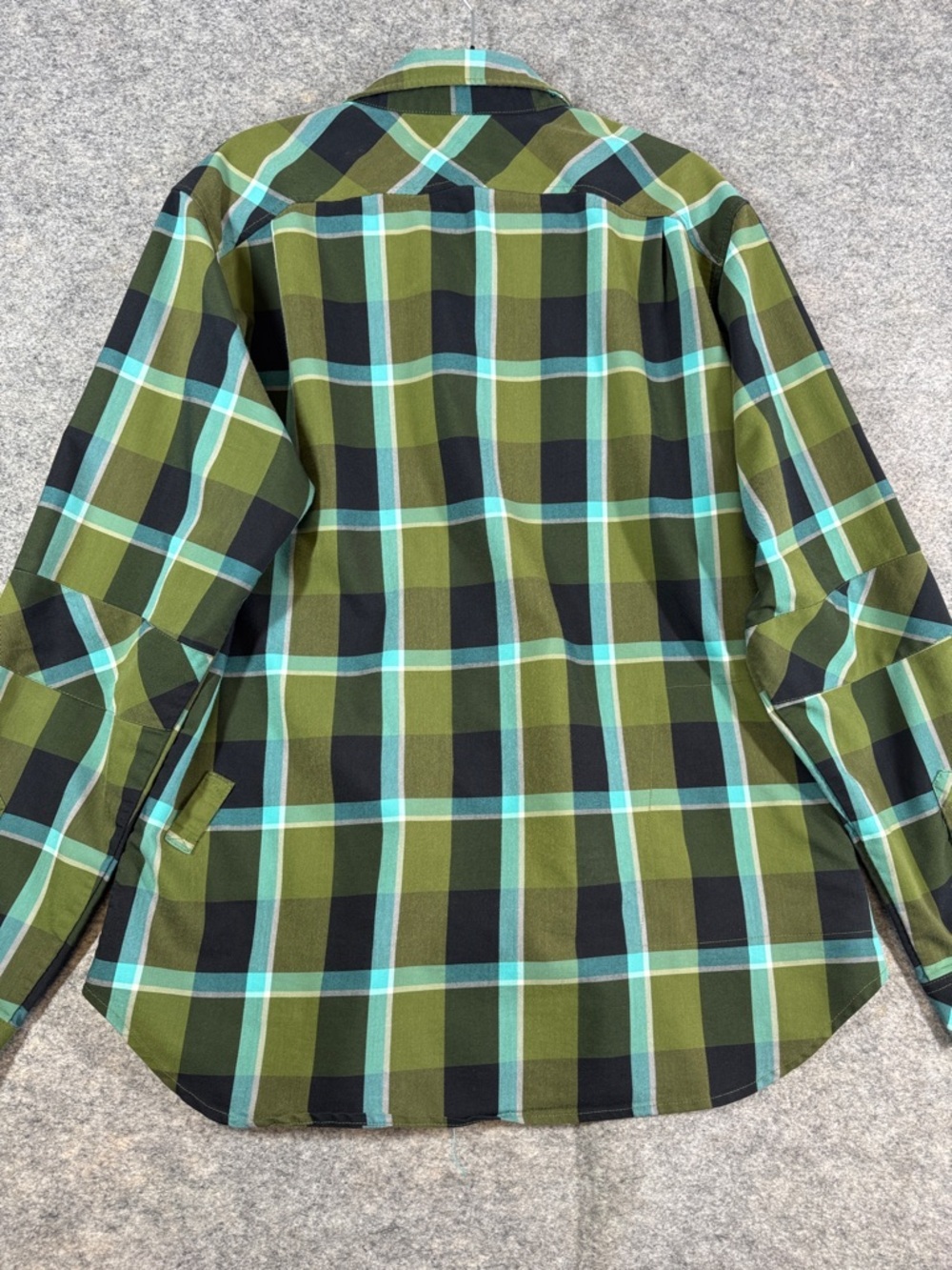 Sombrio Green Black Plaid Flannel Button Up Shirt Size XL Outdoor Casual Utility - Picture 13 of 14
